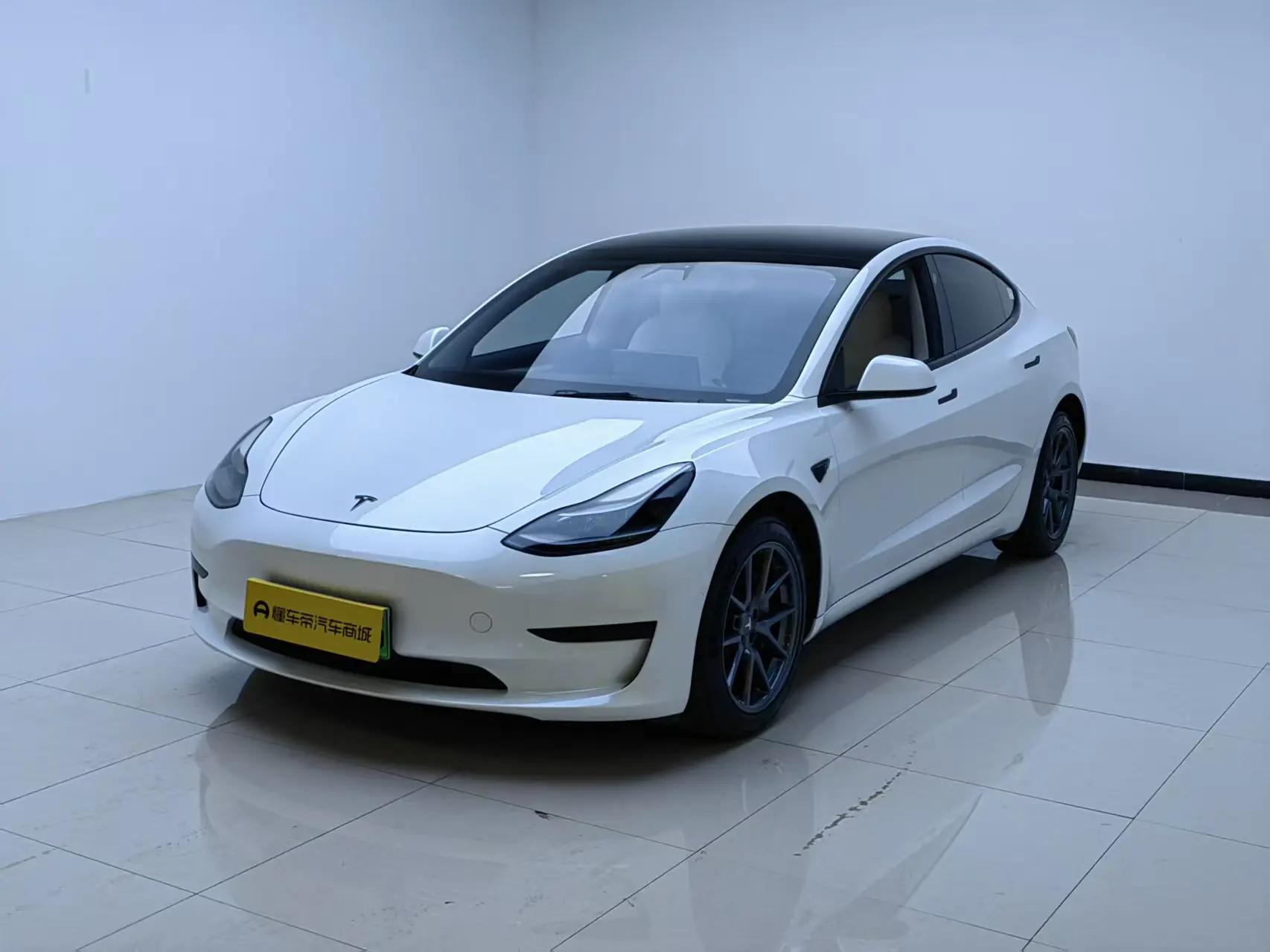 Tesla Model 3  из Китая
