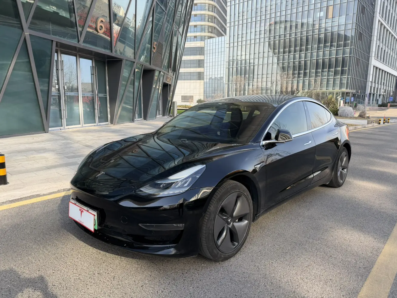 Tesla Model 3  из Китая