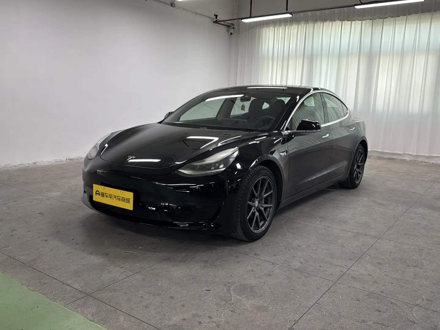 Tesla Model 3  из Китая