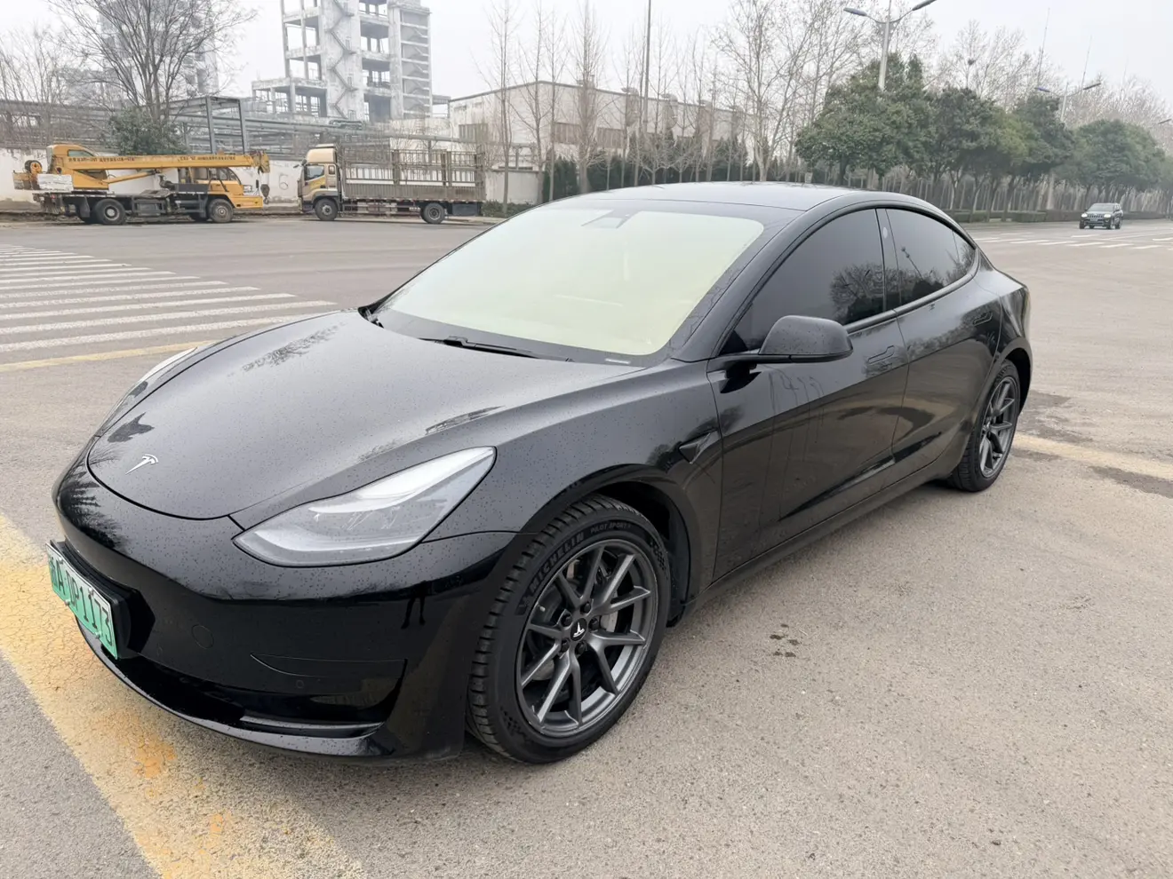 Tesla Model 3  из Китая