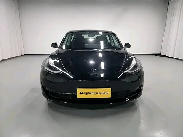 Tesla Model 3  из Китая