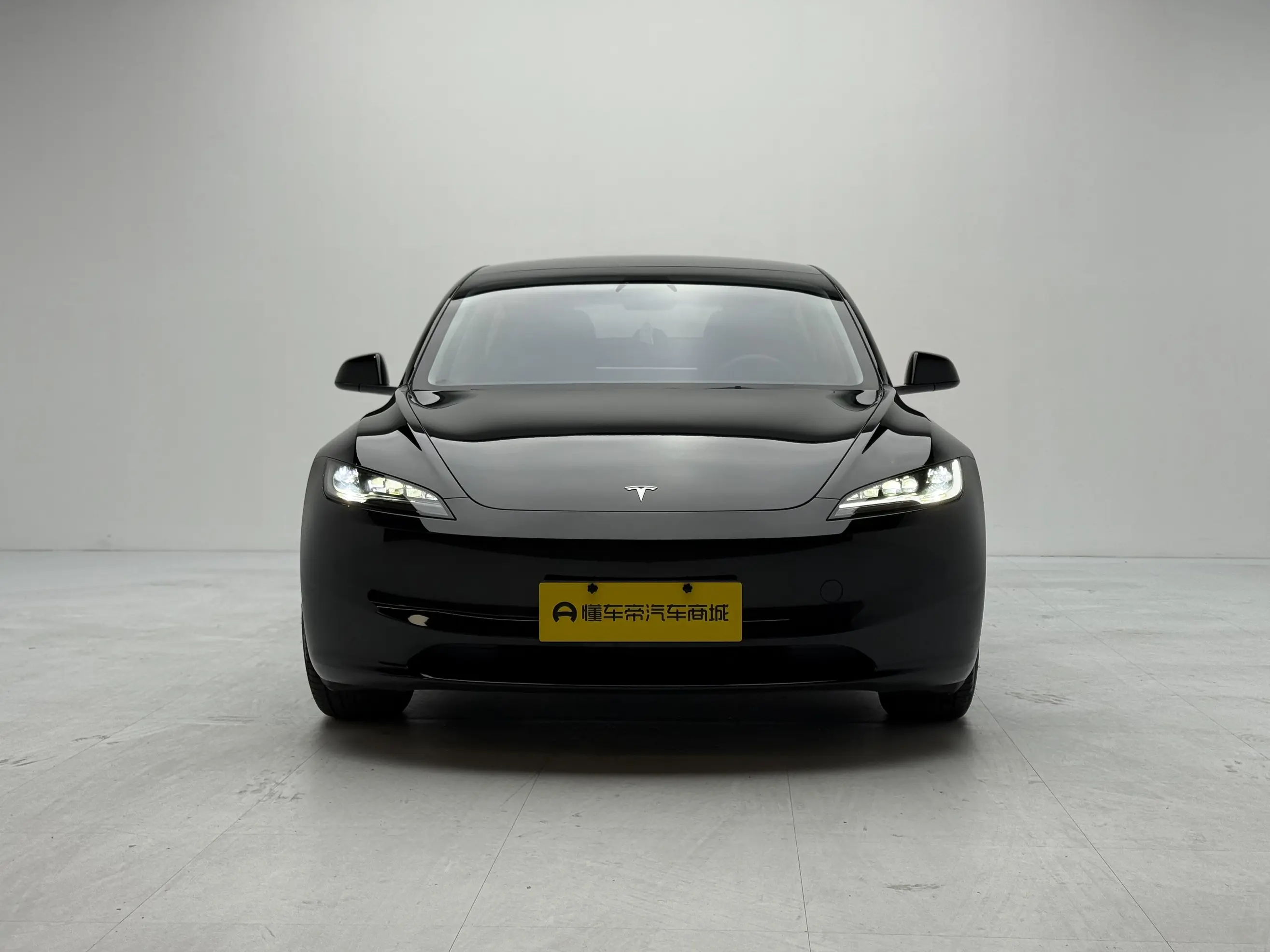 Tesla Model 3  из Китая