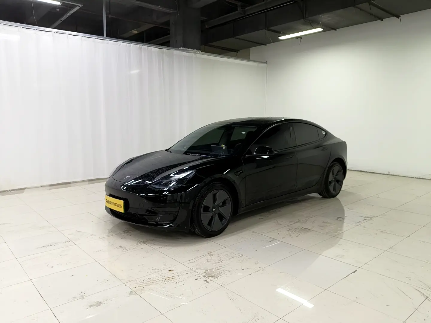 Tesla Model 3  из Китая