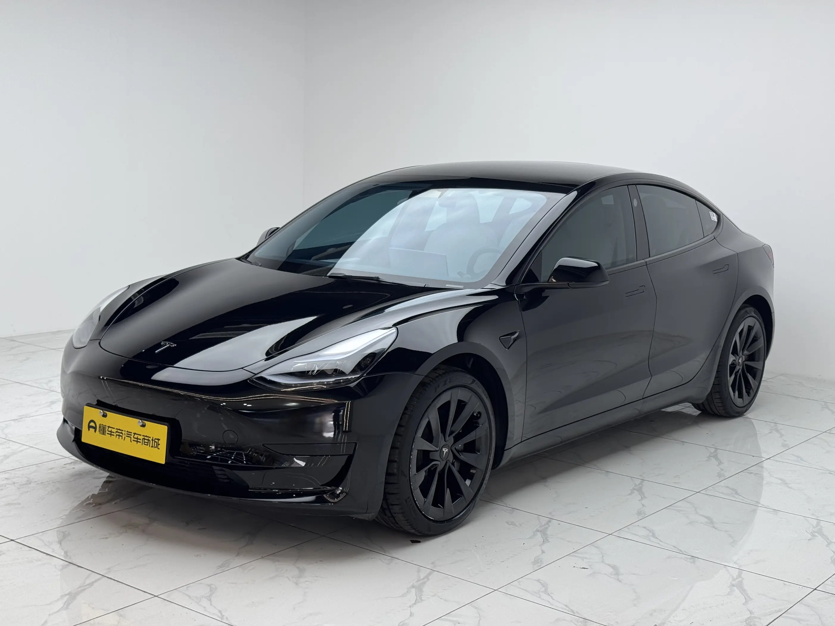 Tesla Model 3  из Китая