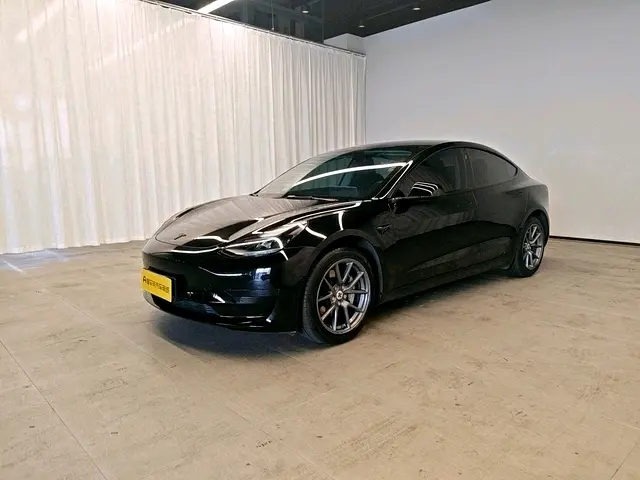 Tesla Model 3  из Китая