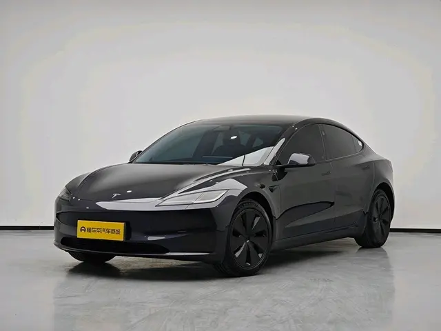 Tesla Model 3  из Китая