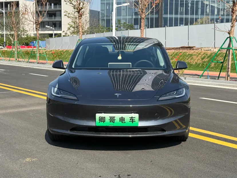 Tesla Model 3  из Китая