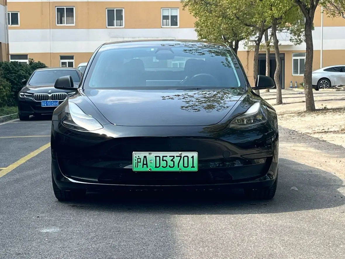 Tesla Model 3  из Китая