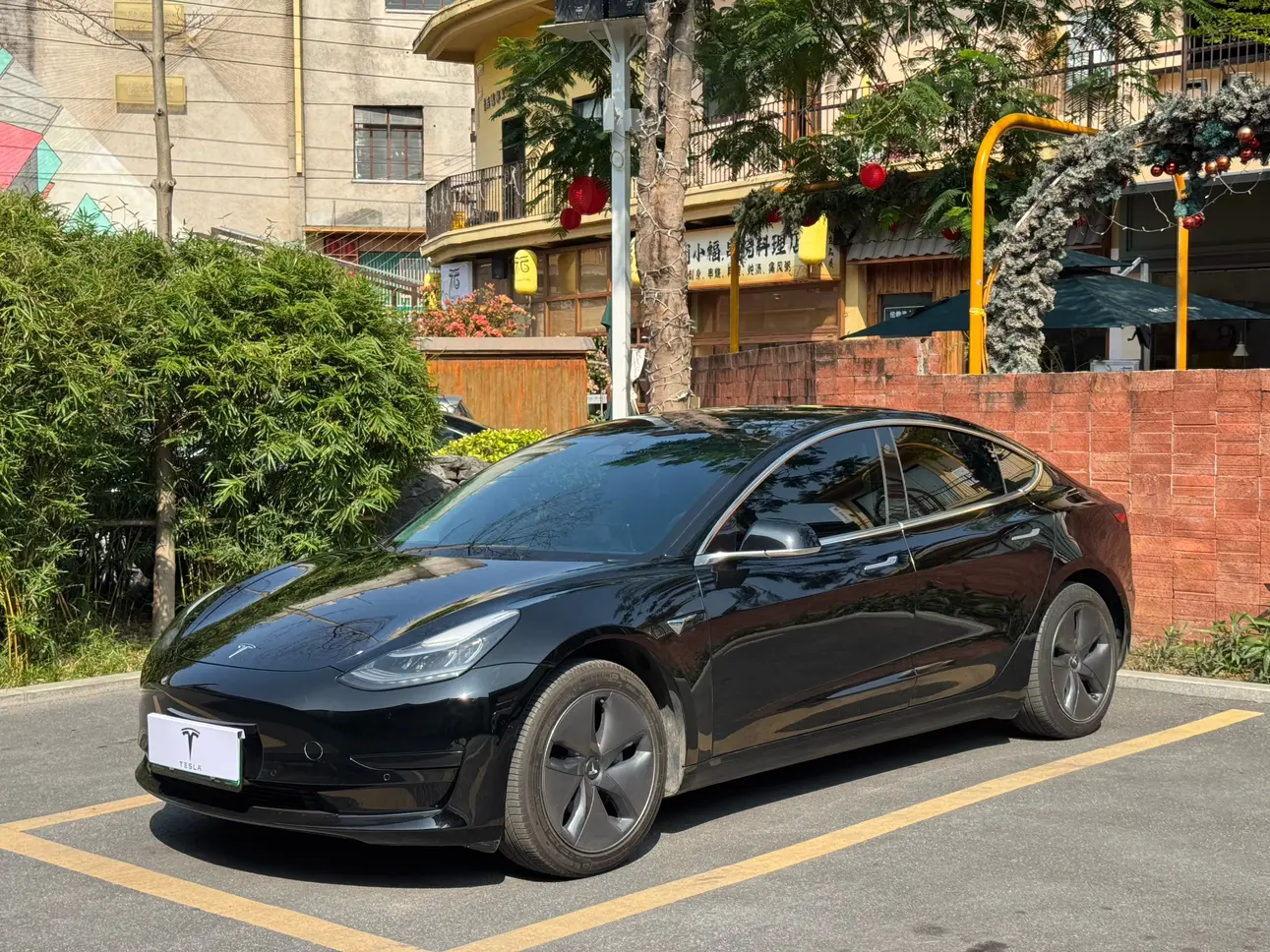 Tesla Model 3  из Китая