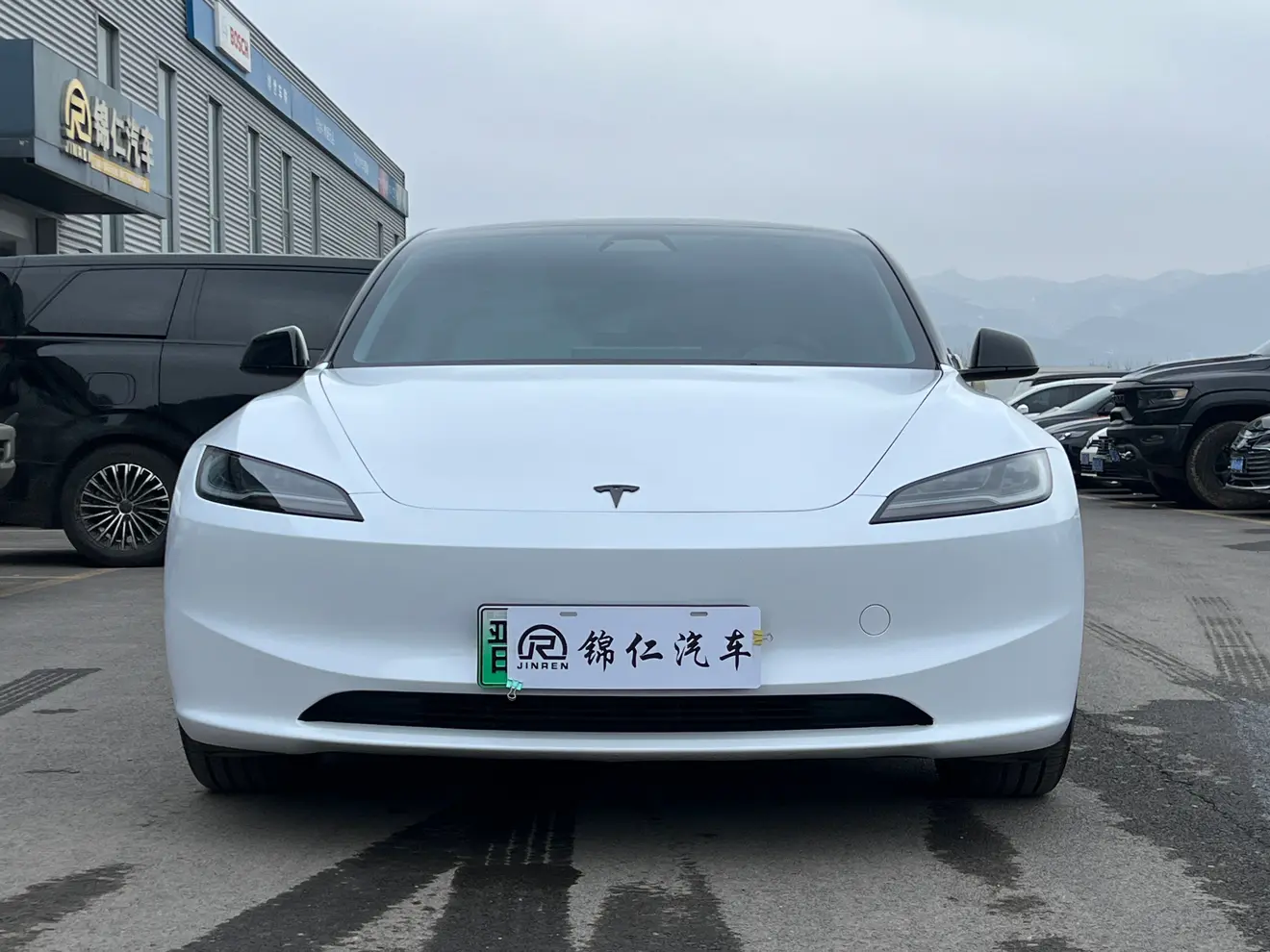 Tesla Model 3  из Китая