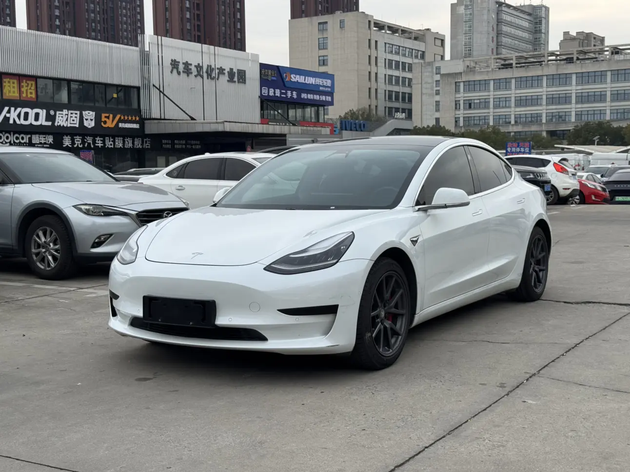 Tesla Model 3  из Китая