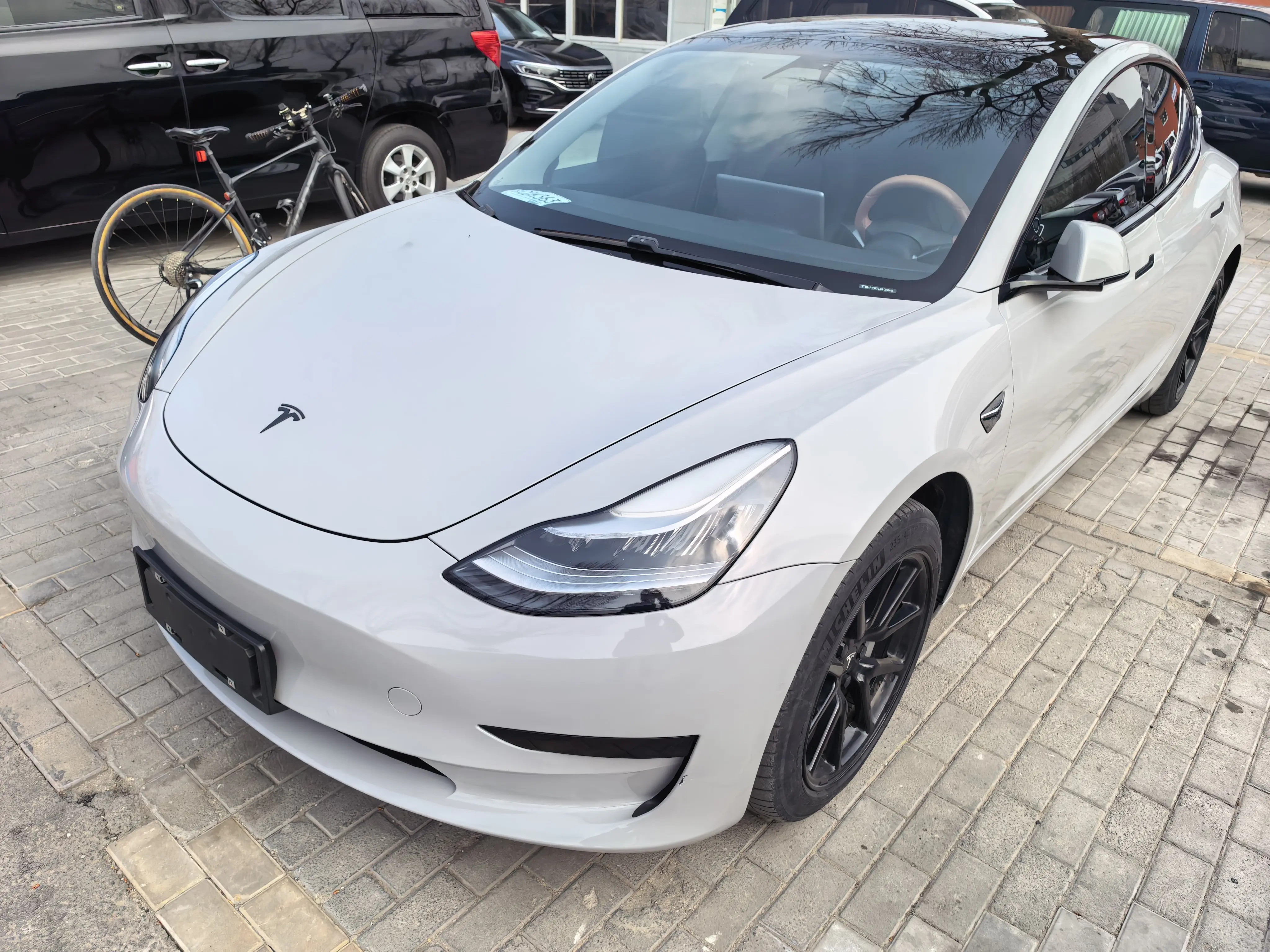 Tesla Model 3  из Китая
