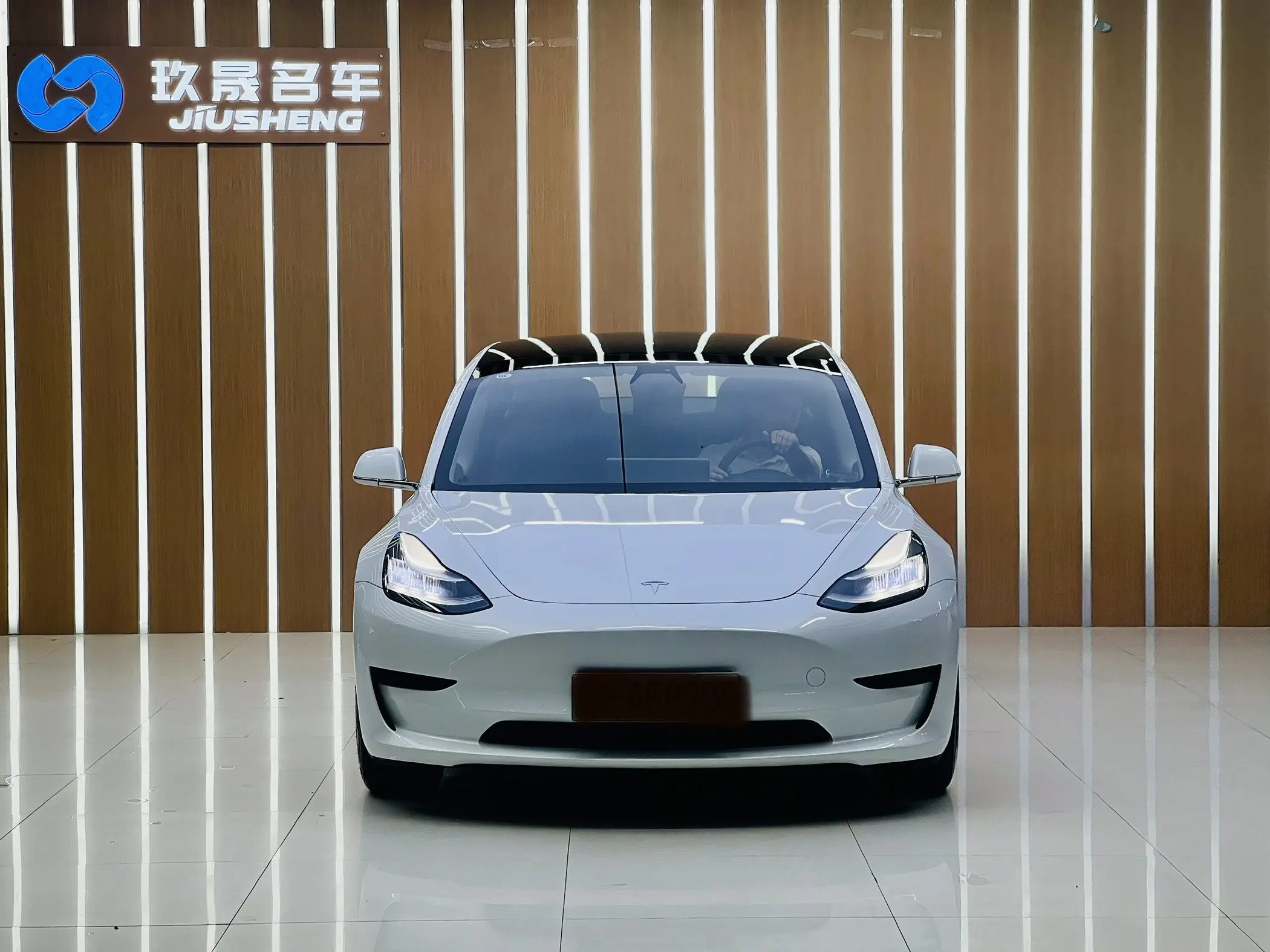 Tesla Model 3  из Китая