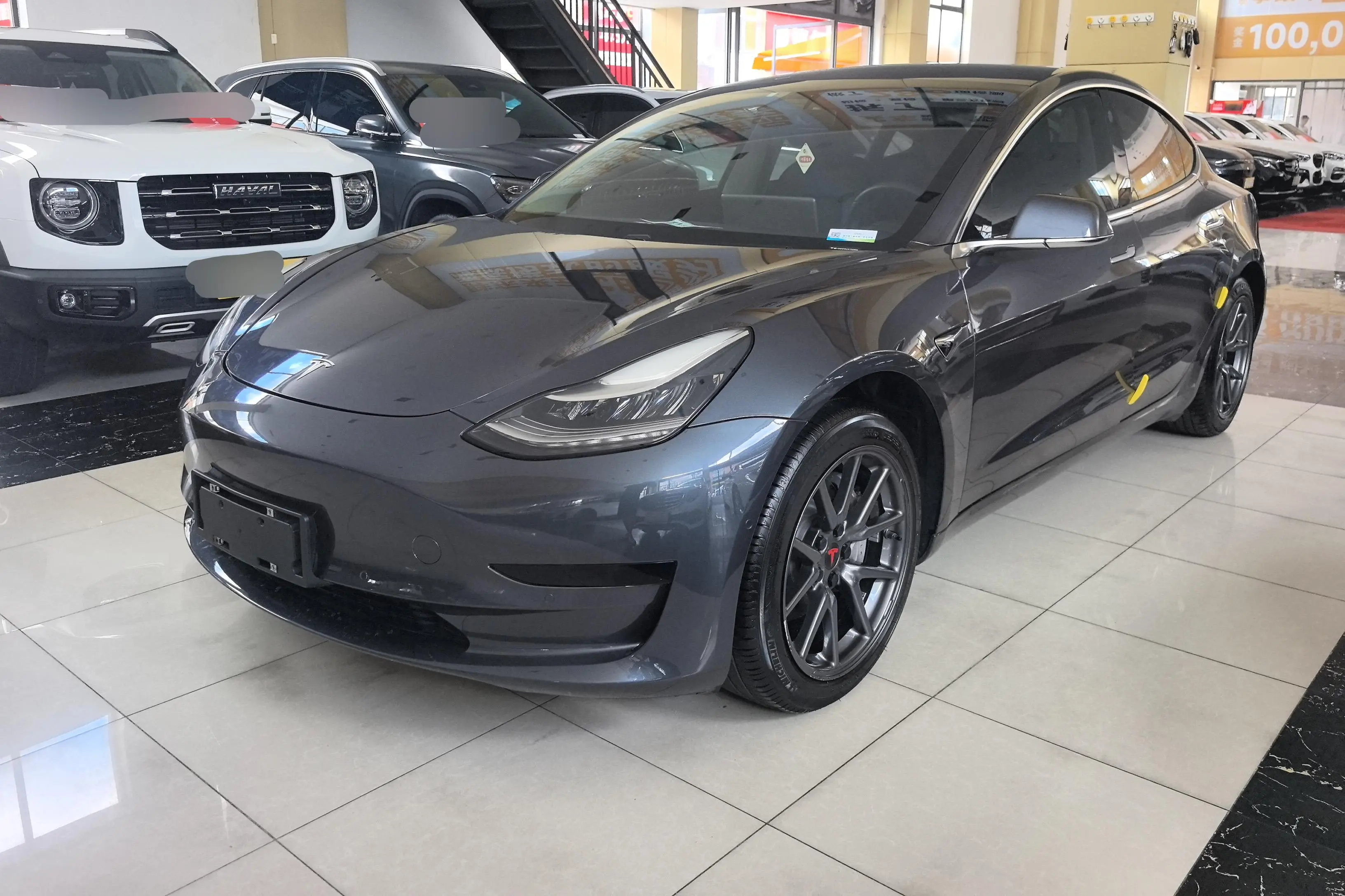 Tesla Model 3  из Китая