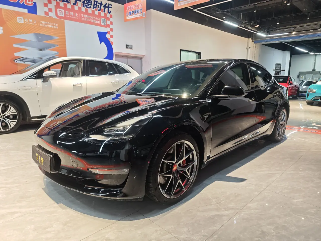 Tesla Model 3  из Китая