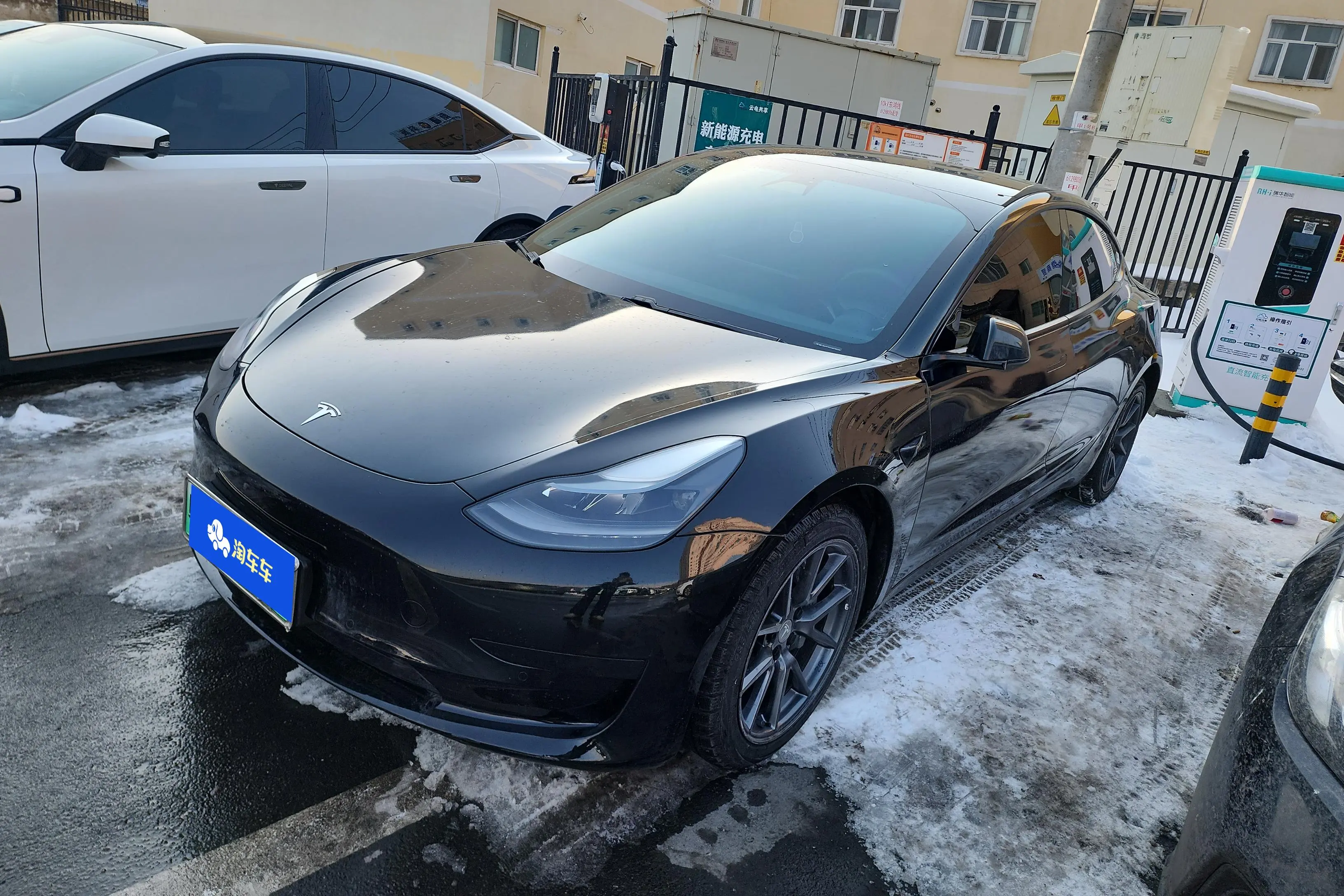 Tesla Model 3  из Китая