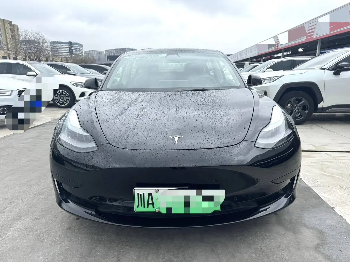 Tesla Model 3  из Китая