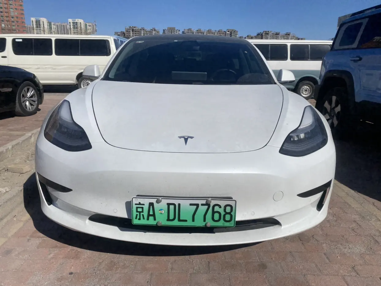 Tesla Model 3  из Китая
