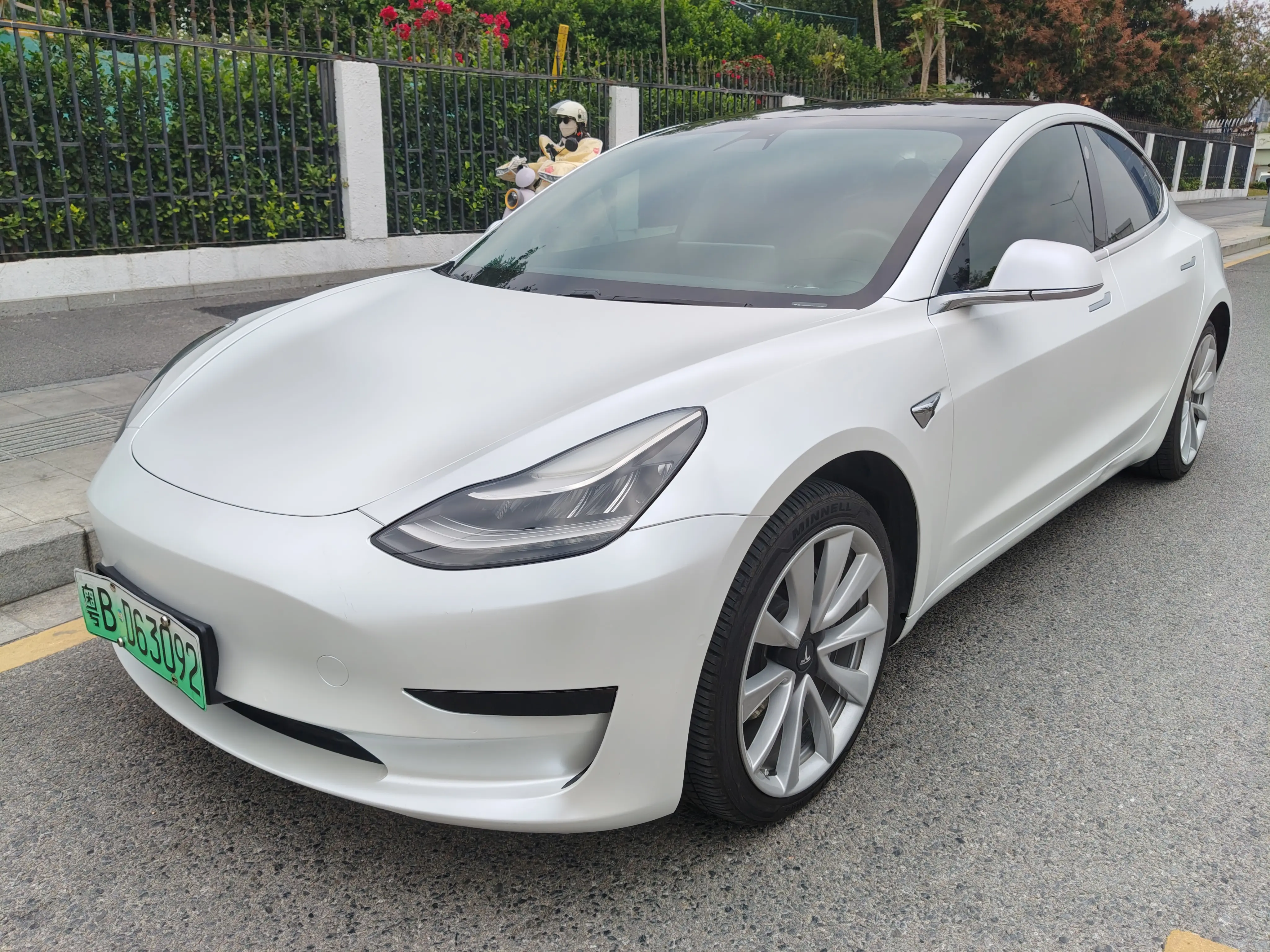 Tesla Model 3  из Китая
