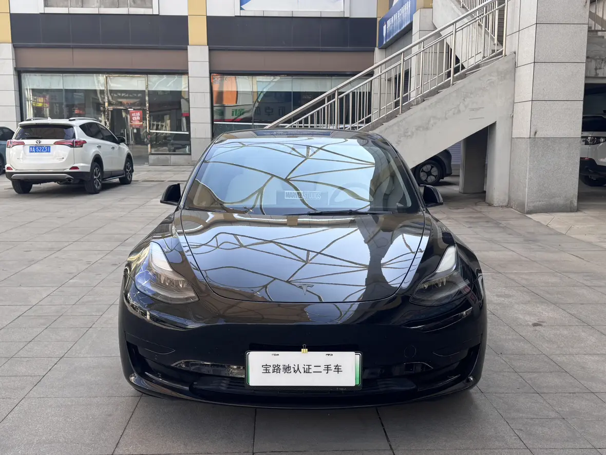 Tesla Model 3  из Китая