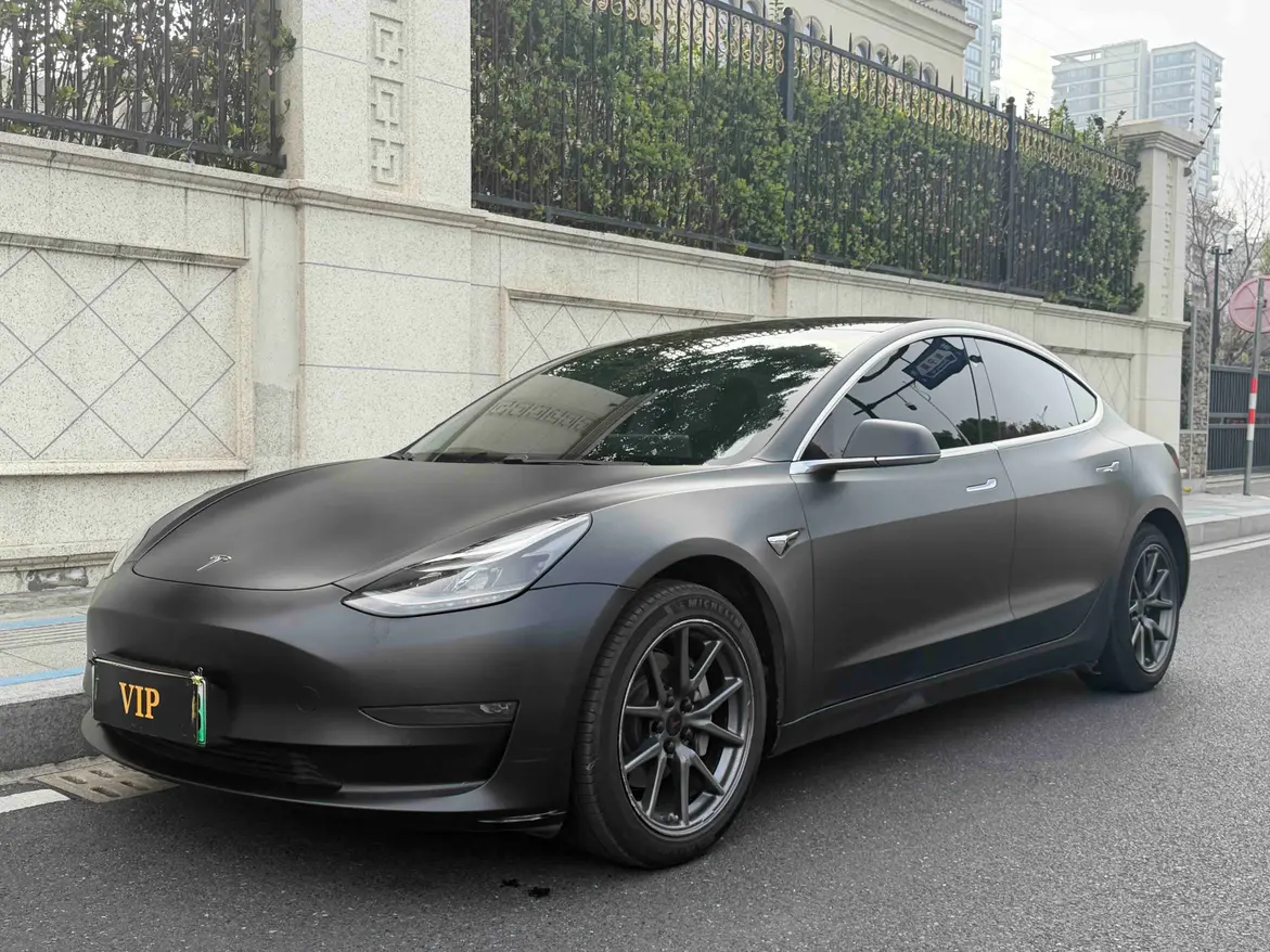 Tesla Model 3  из Китая
