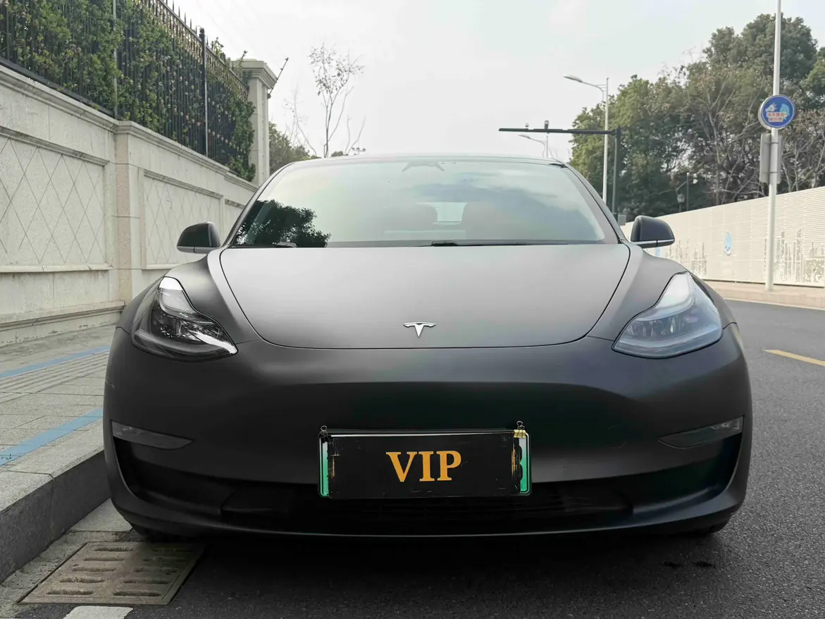 Tesla Model 3  из Китая