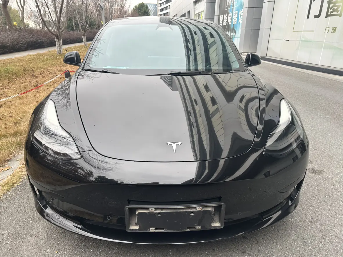 Tesla Model 3  из Китая