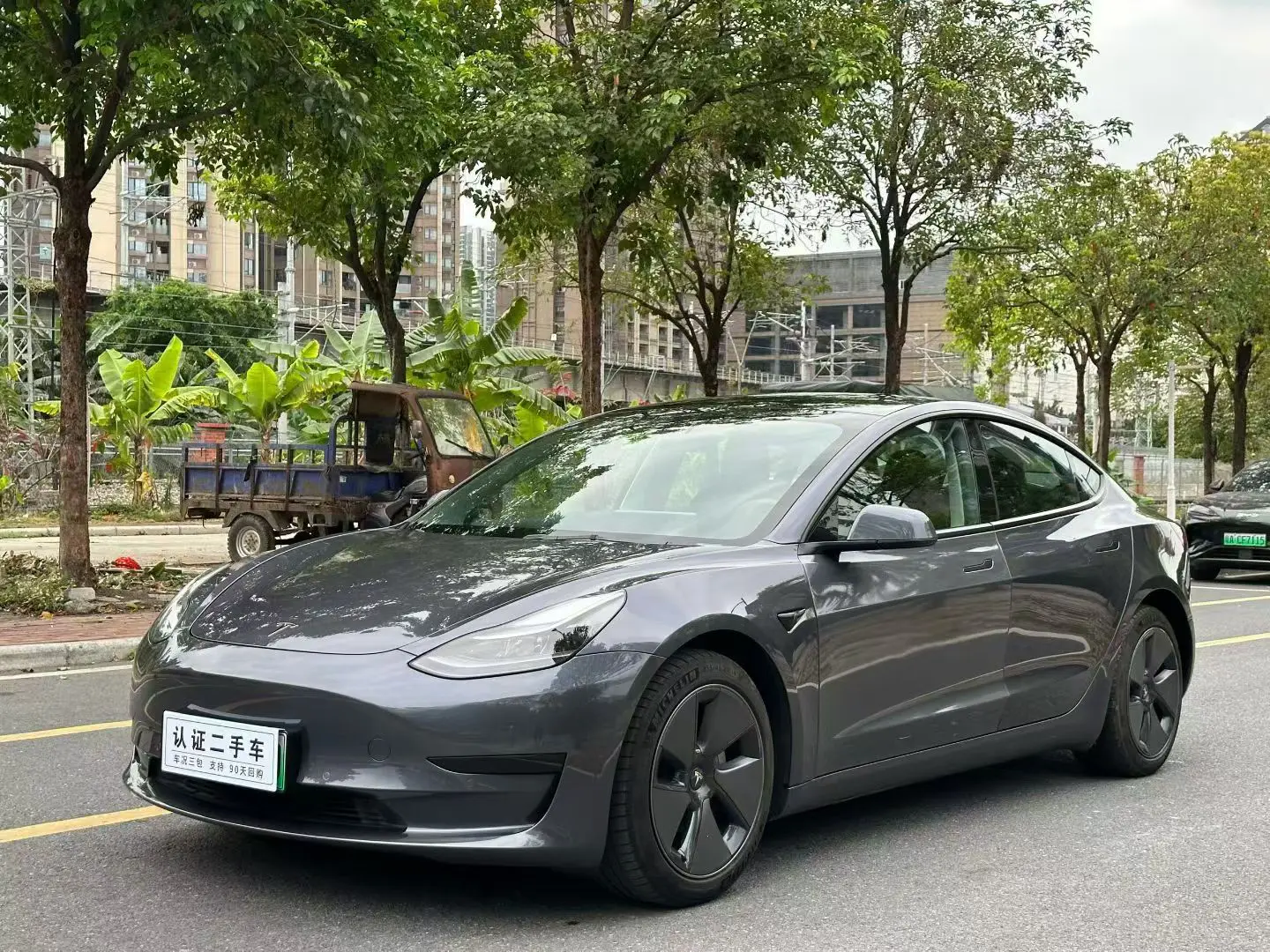 Tesla Model 3  из Китая