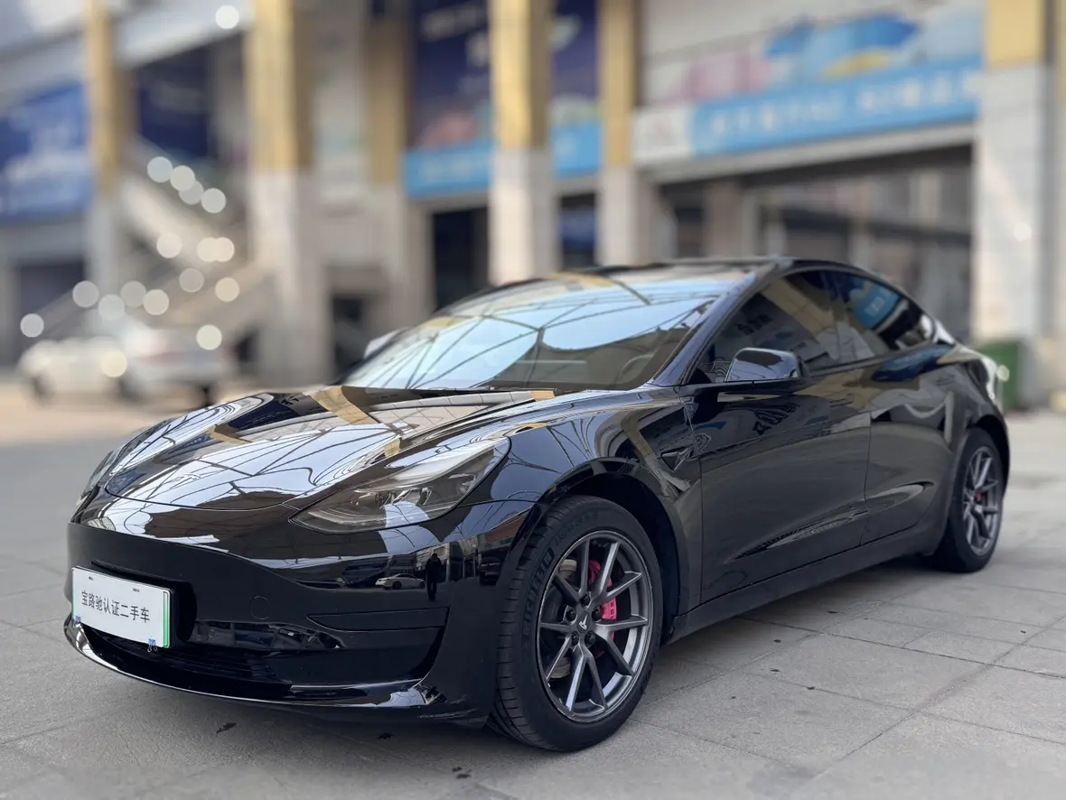 Tesla Model 3  из Китая