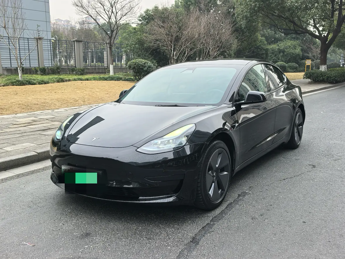 Tesla Model 3  из Китая