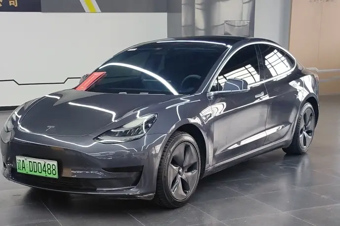 Tesla Model 3  из Китая