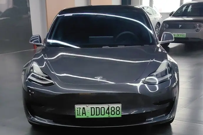Tesla Model 3  из Китая
