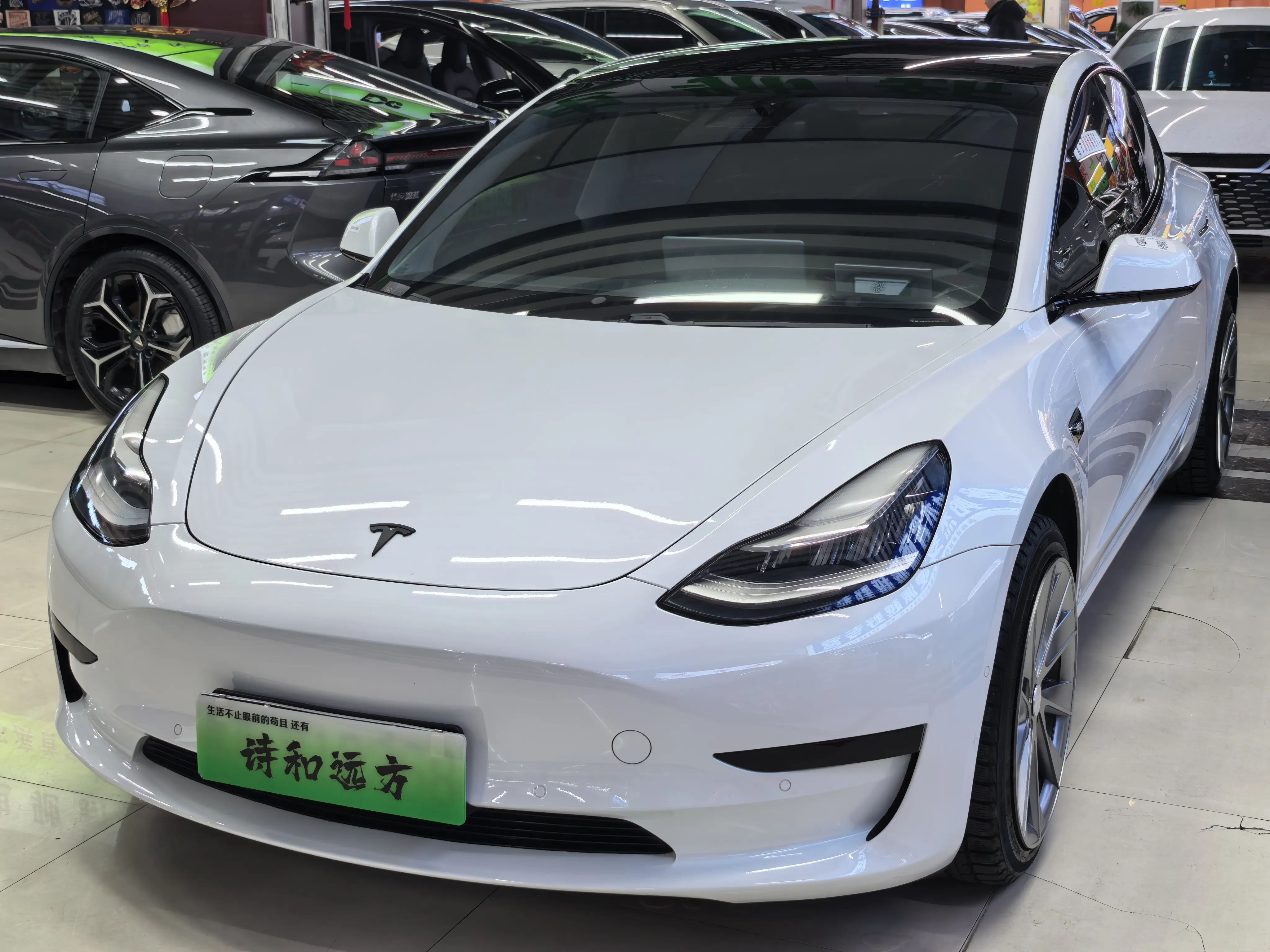 Tesla Model 3  из Китая