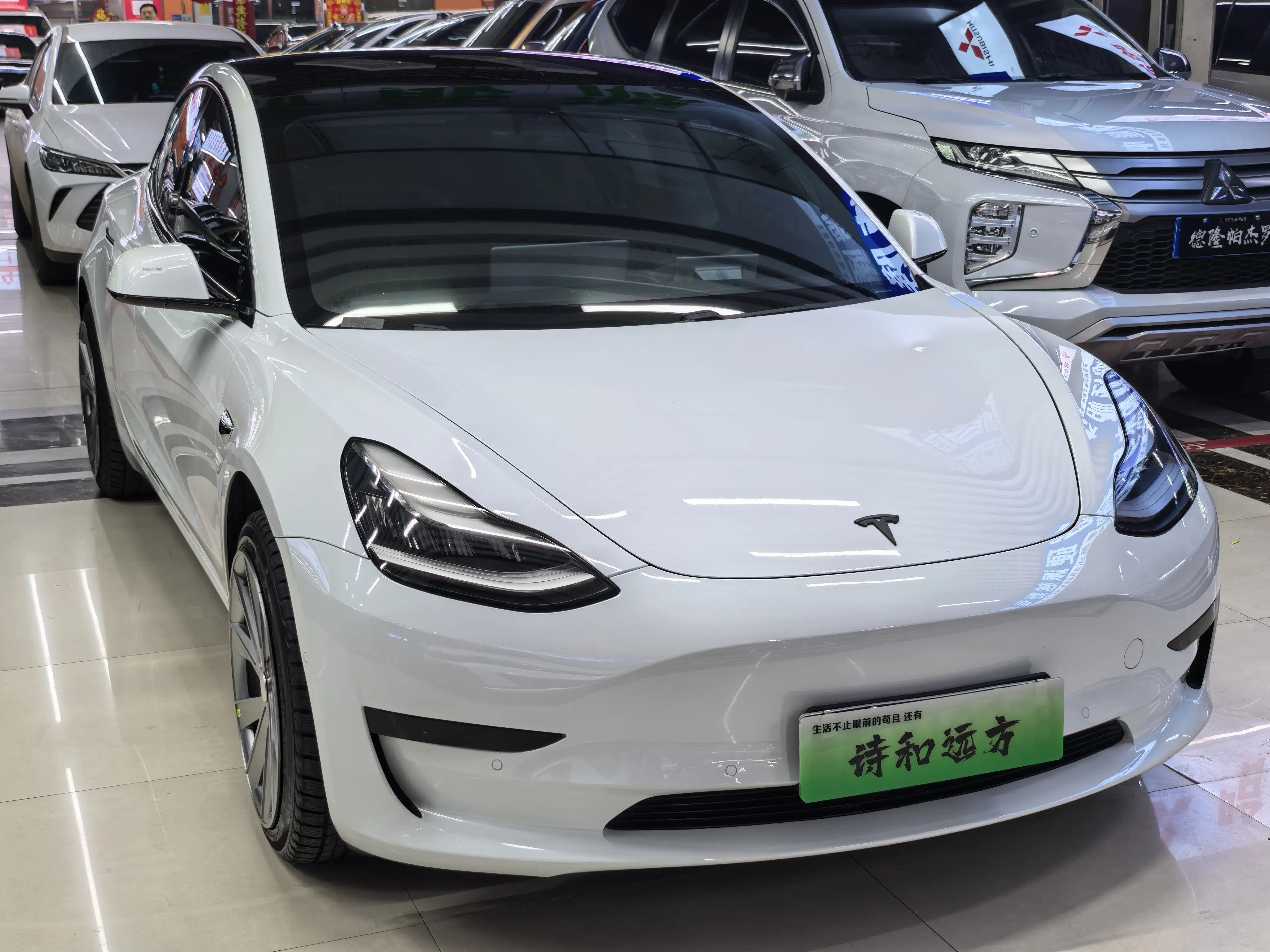 Tesla Model 3  из Китая