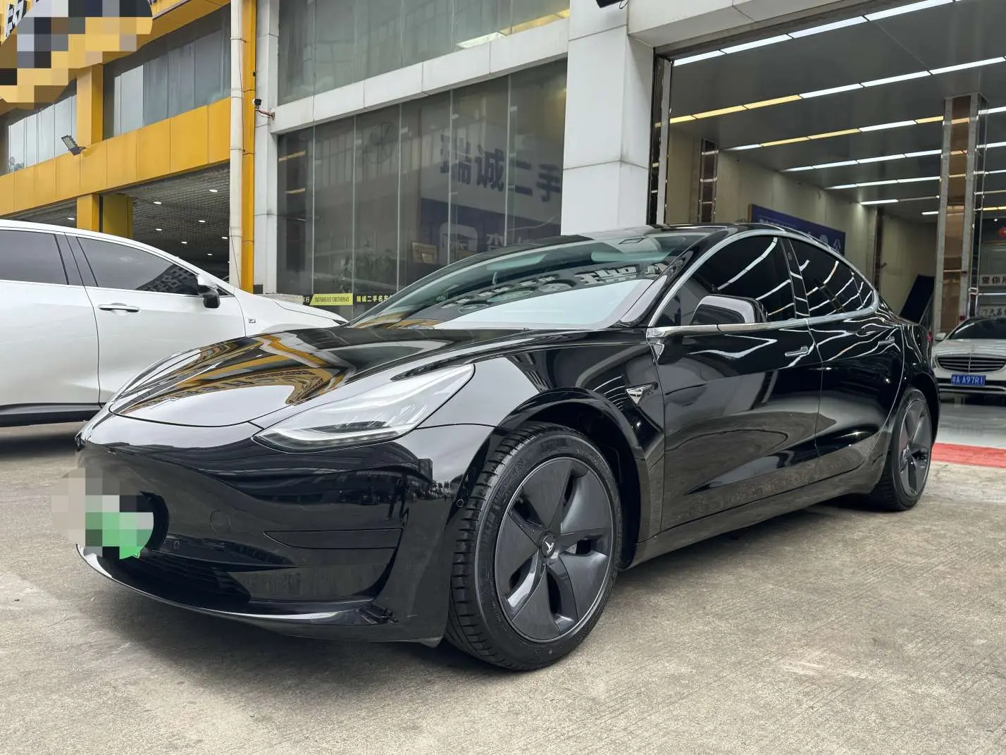 Tesla Model 3  из Китая