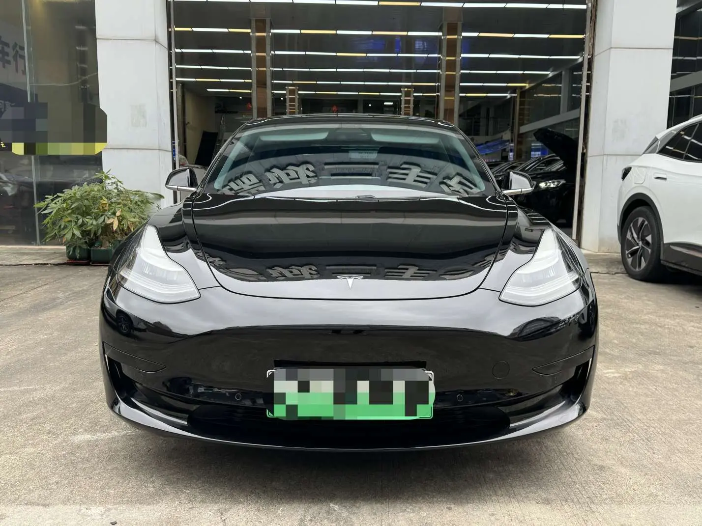 Tesla Model 3  из Китая
