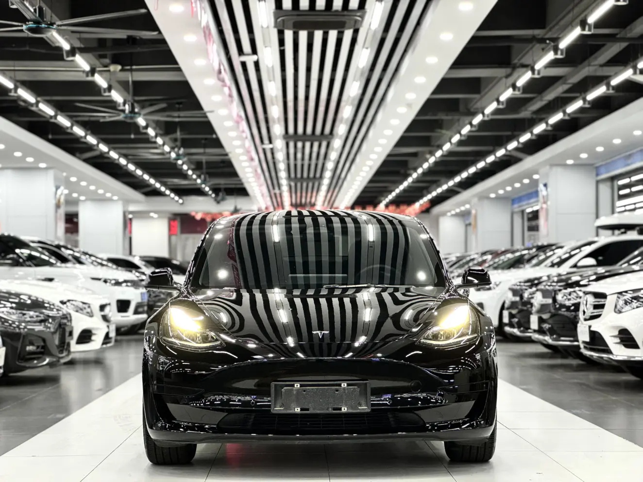 Tesla Model 3  из Китая