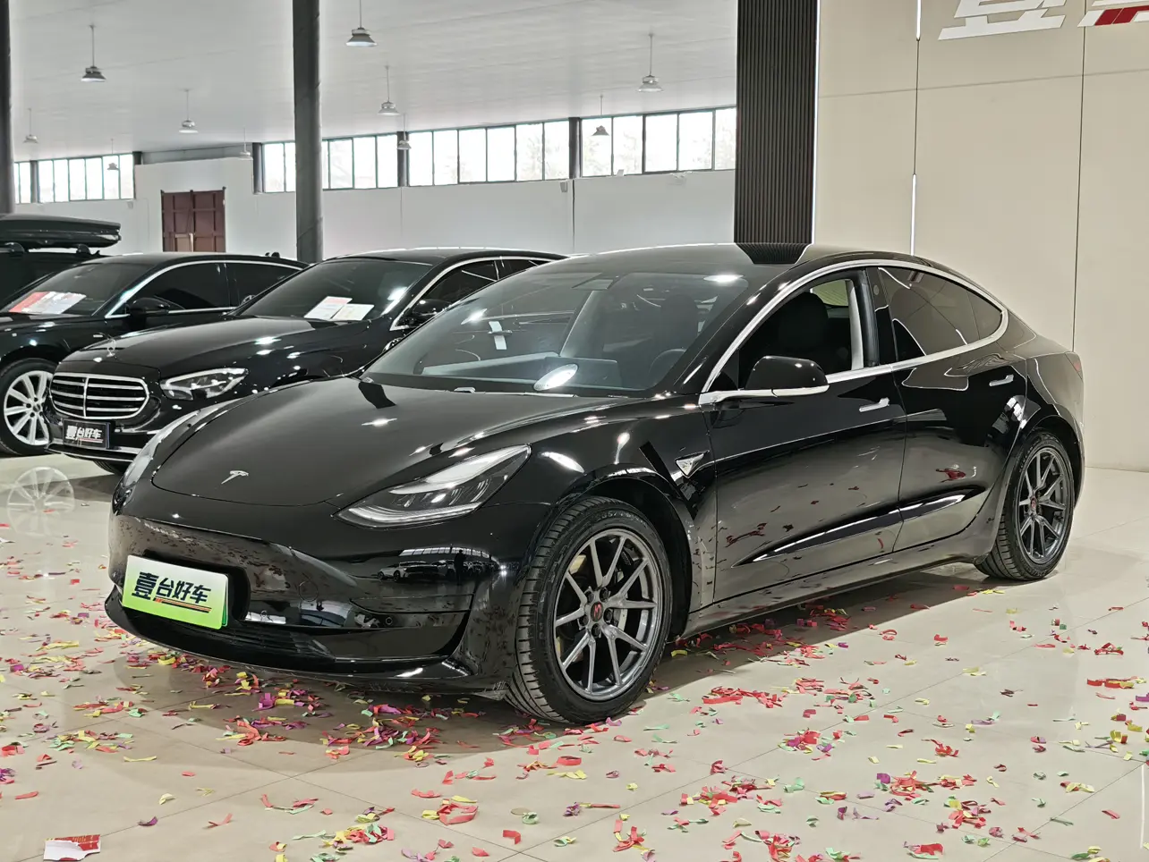 Tesla Model 3  из Китая