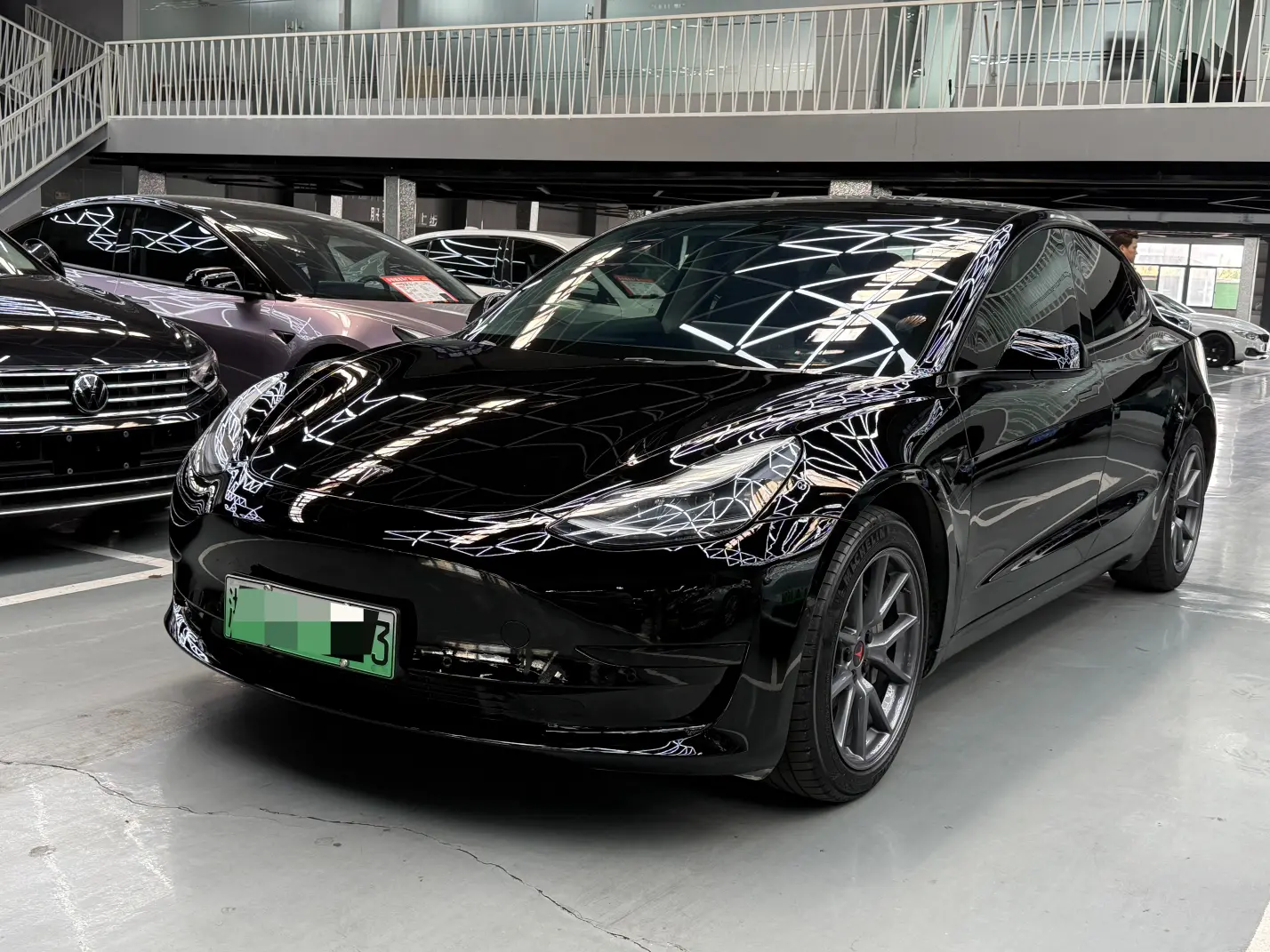 Tesla Model 3  из Китая