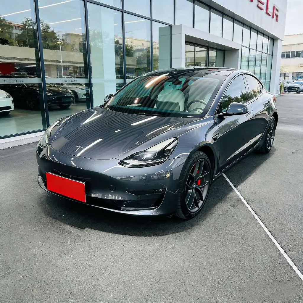Tesla Model 3  из Китая
