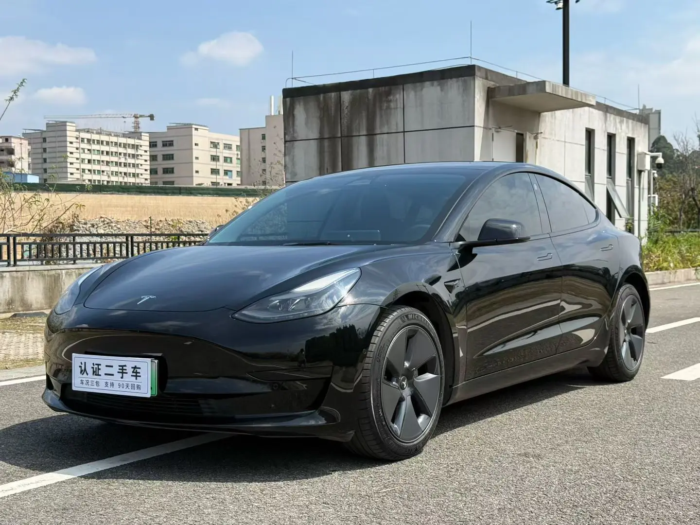 Tesla Model 3  из Китая