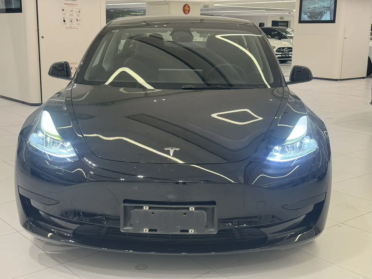 Tesla Model 3  из Китая