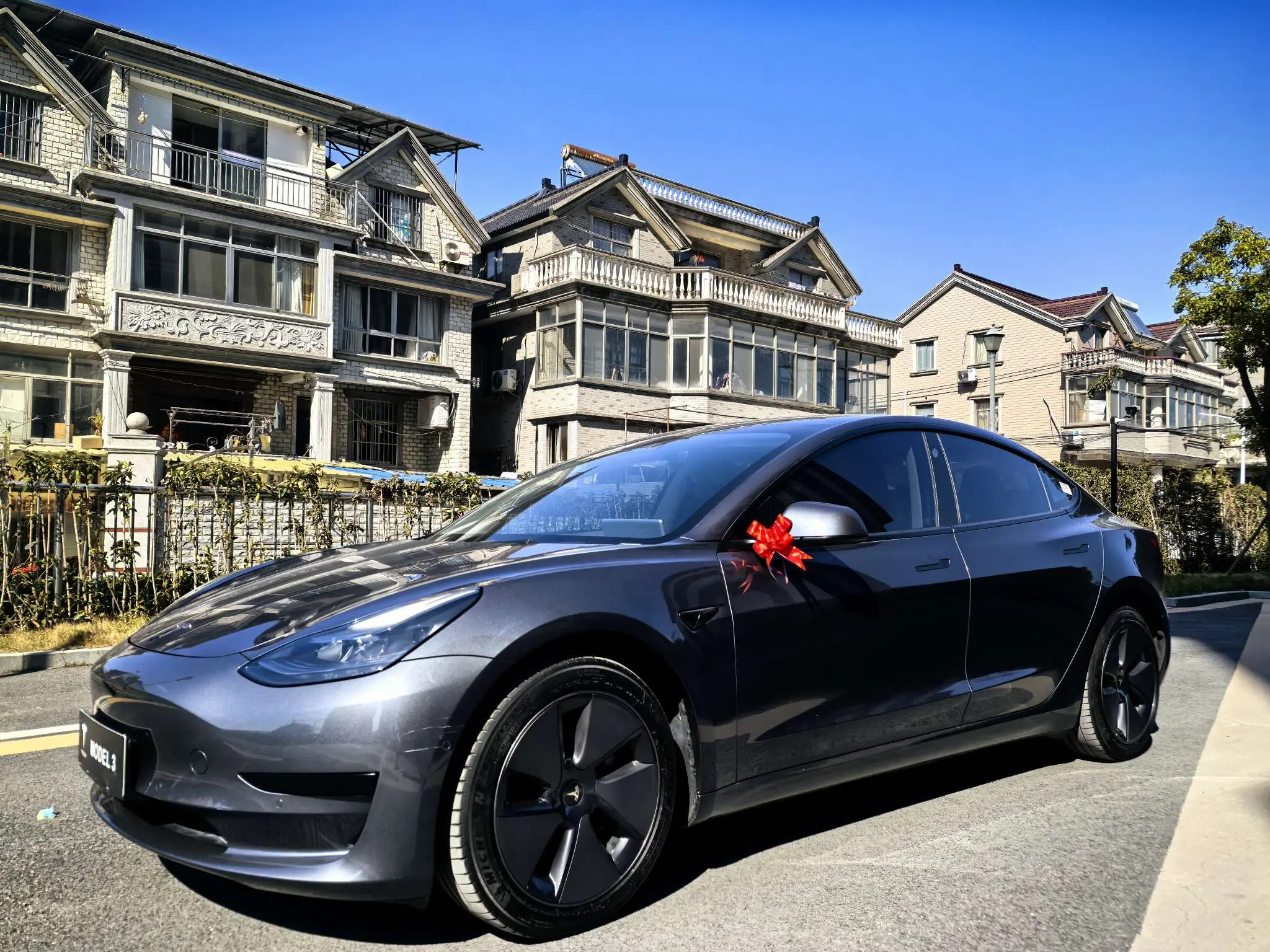 Tesla Model 3  из Китая