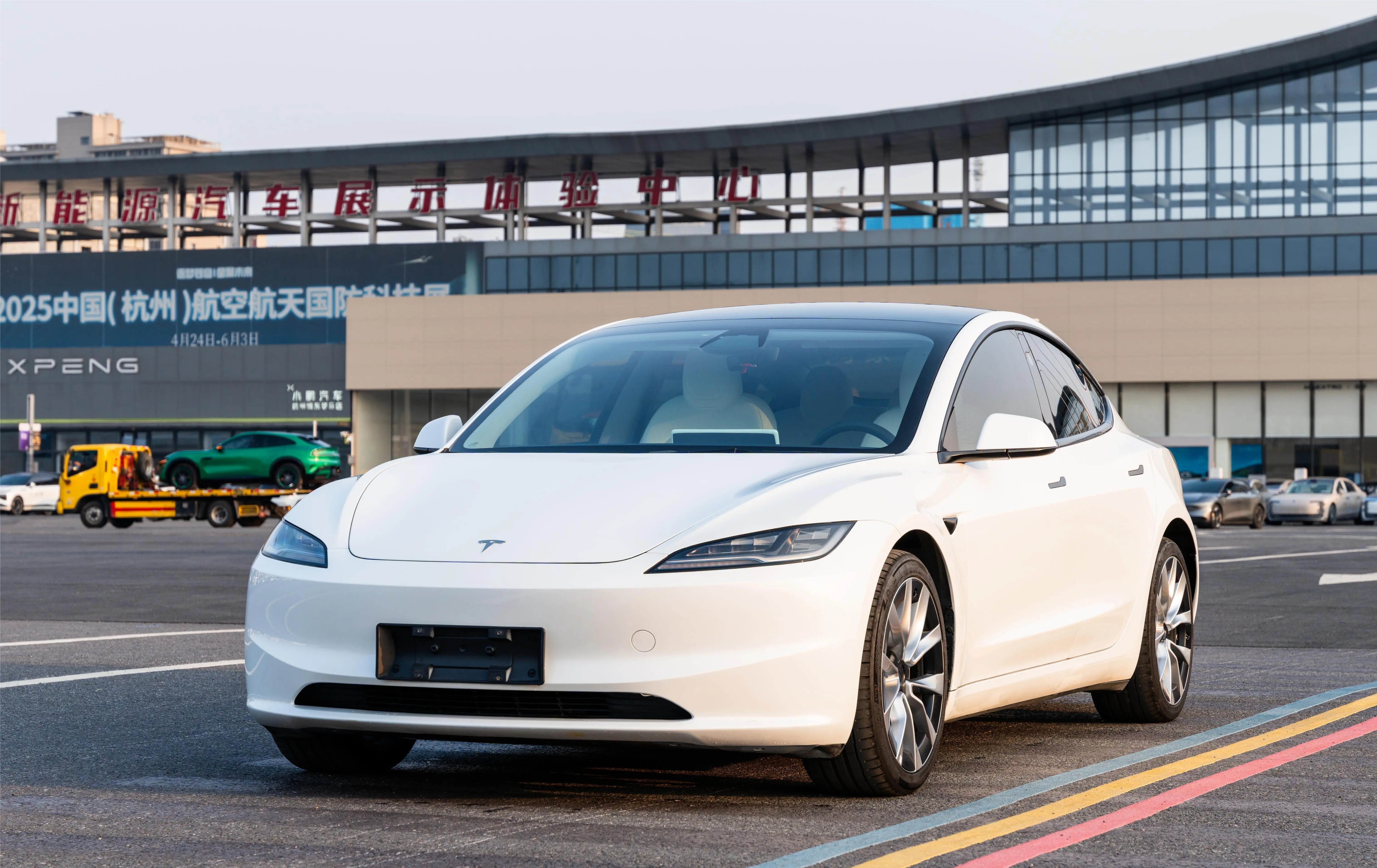 Tesla Model 3  из Китая