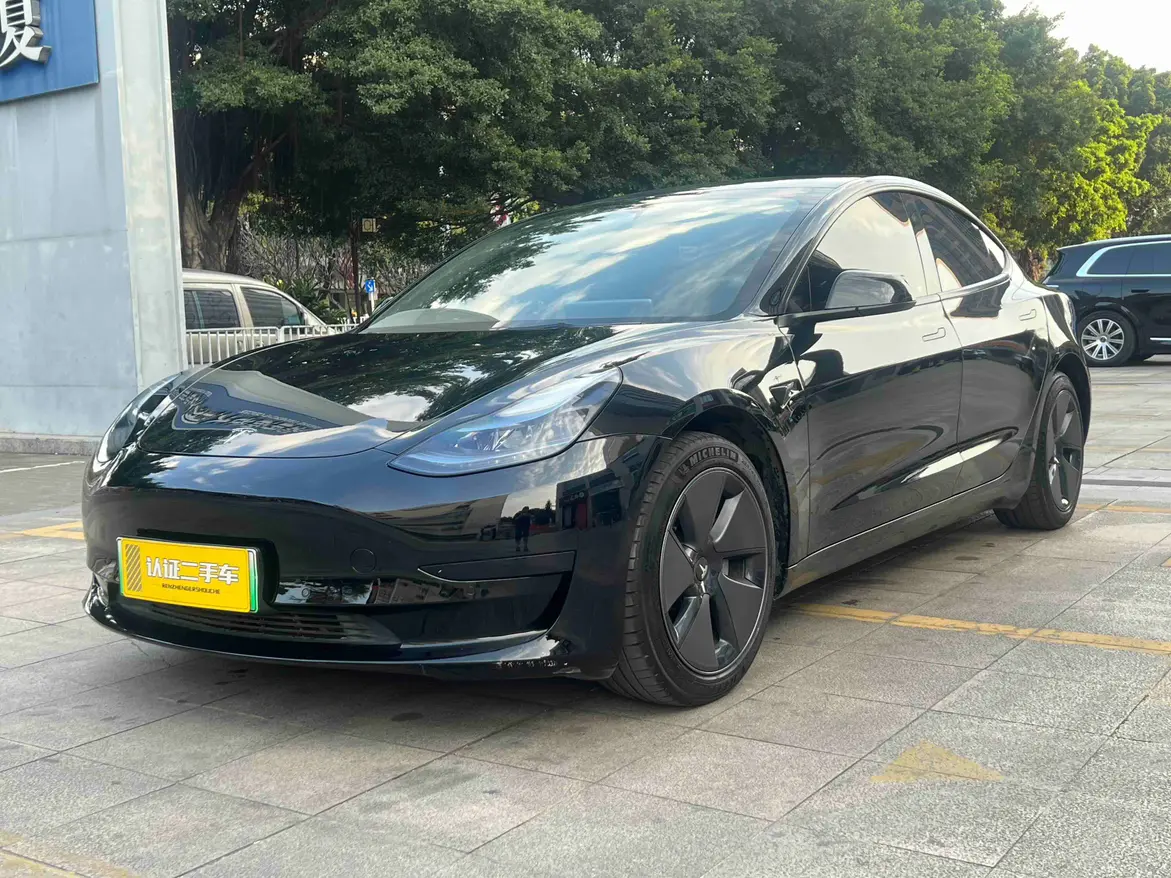 Tesla Model 3  из Китая