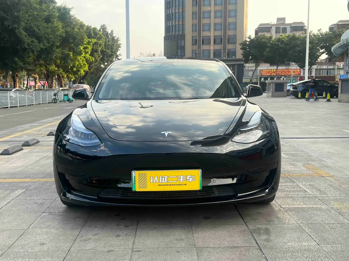 Tesla Model 3  из Китая