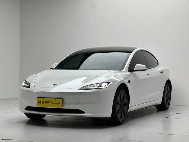 Tesla Model 3  из Китая