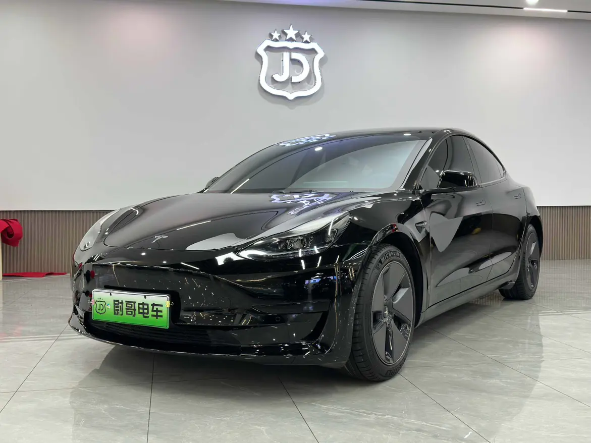 Tesla Model 3  из Китая