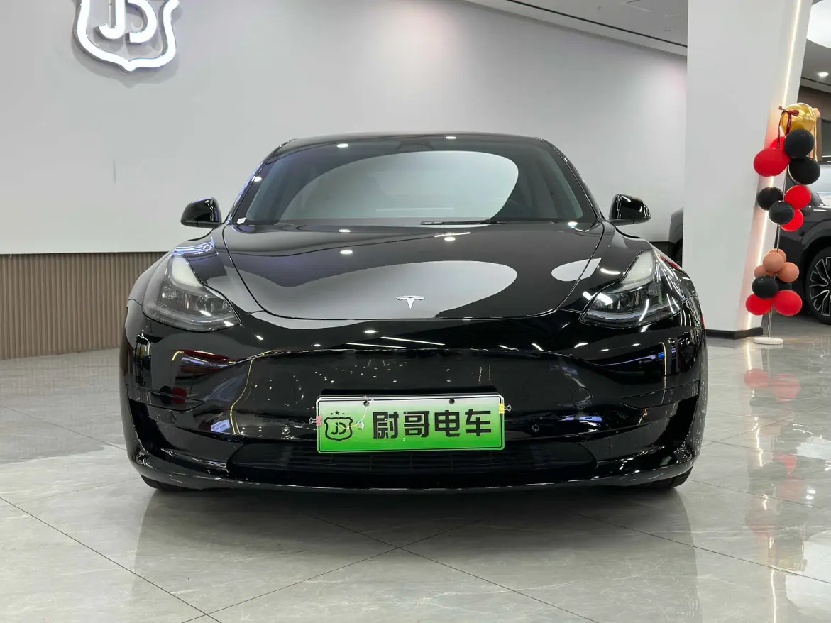 Tesla Model 3  из Китая