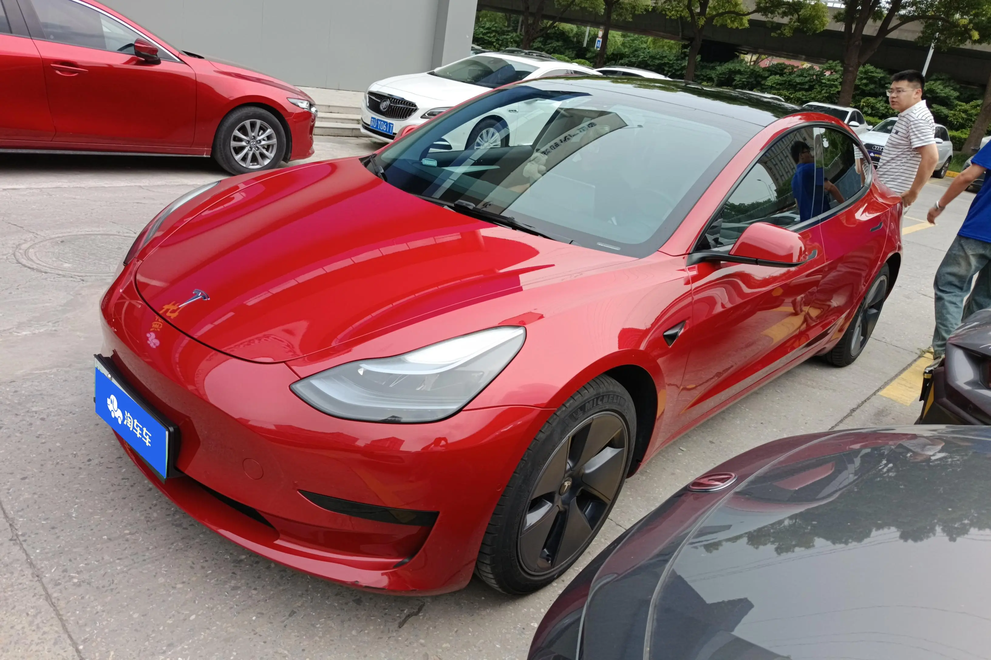 Tesla Model 3  из Китая